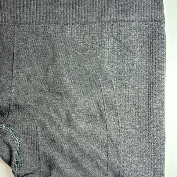 Lululemon Athletica charcoal cropped ribbed leggings size 2 - Picture 5 of 10